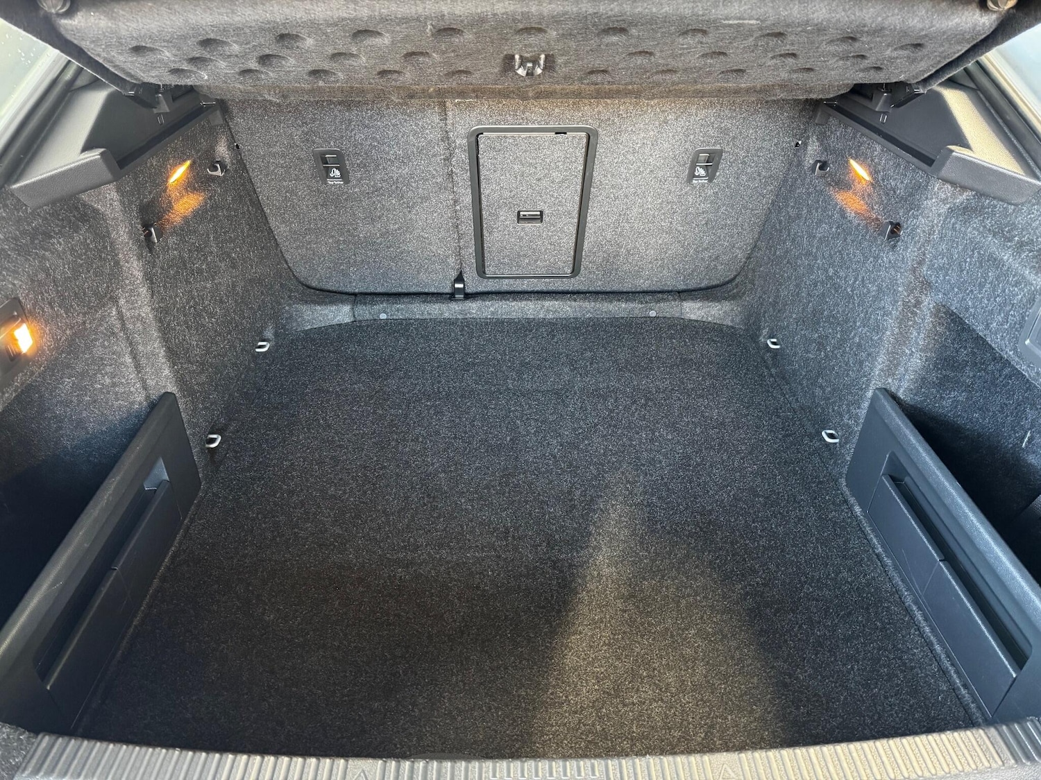 Used Skoda Superb 2019 for sale - 76832460: Photo 24