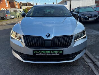Used Skoda Superb 2019 for sale - 76832460: Photo