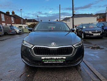 Used Skoda Octavia 2021 for sale - 76832690: Photo