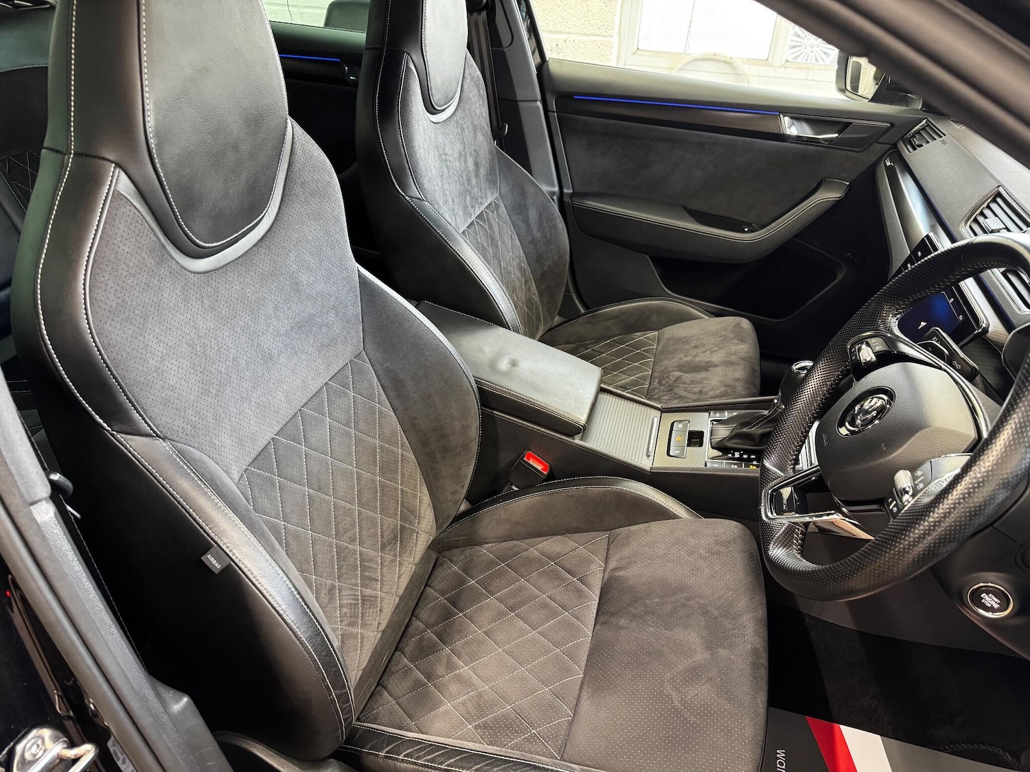 Used Skoda Superb 2020 for sale - 76912709: Photo 11