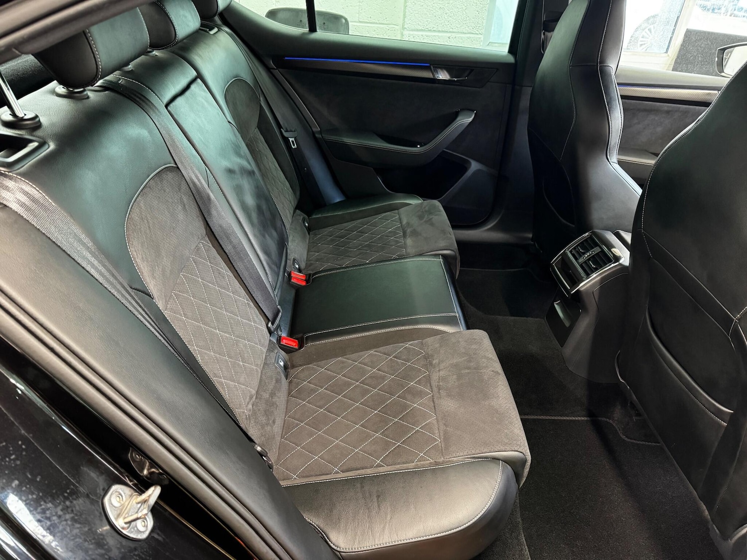 Used Skoda Superb 2020 for sale - 76912709: Photo 12