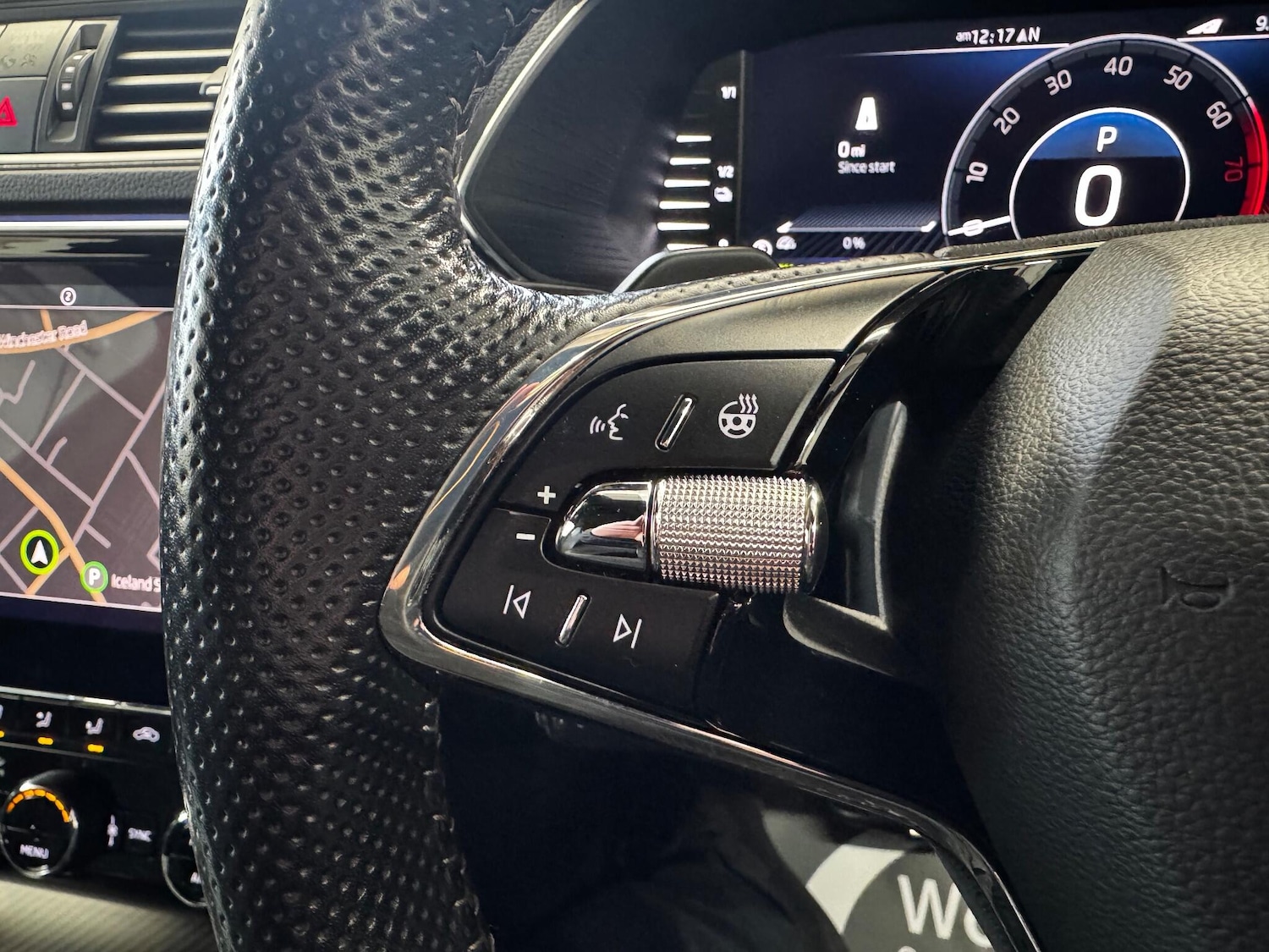 Used Skoda Superb 2020 for sale - 76912709: Photo 13