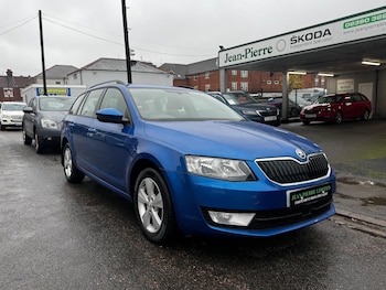 Used Skoda Octavia 2015 for sale - 76832176: Photo