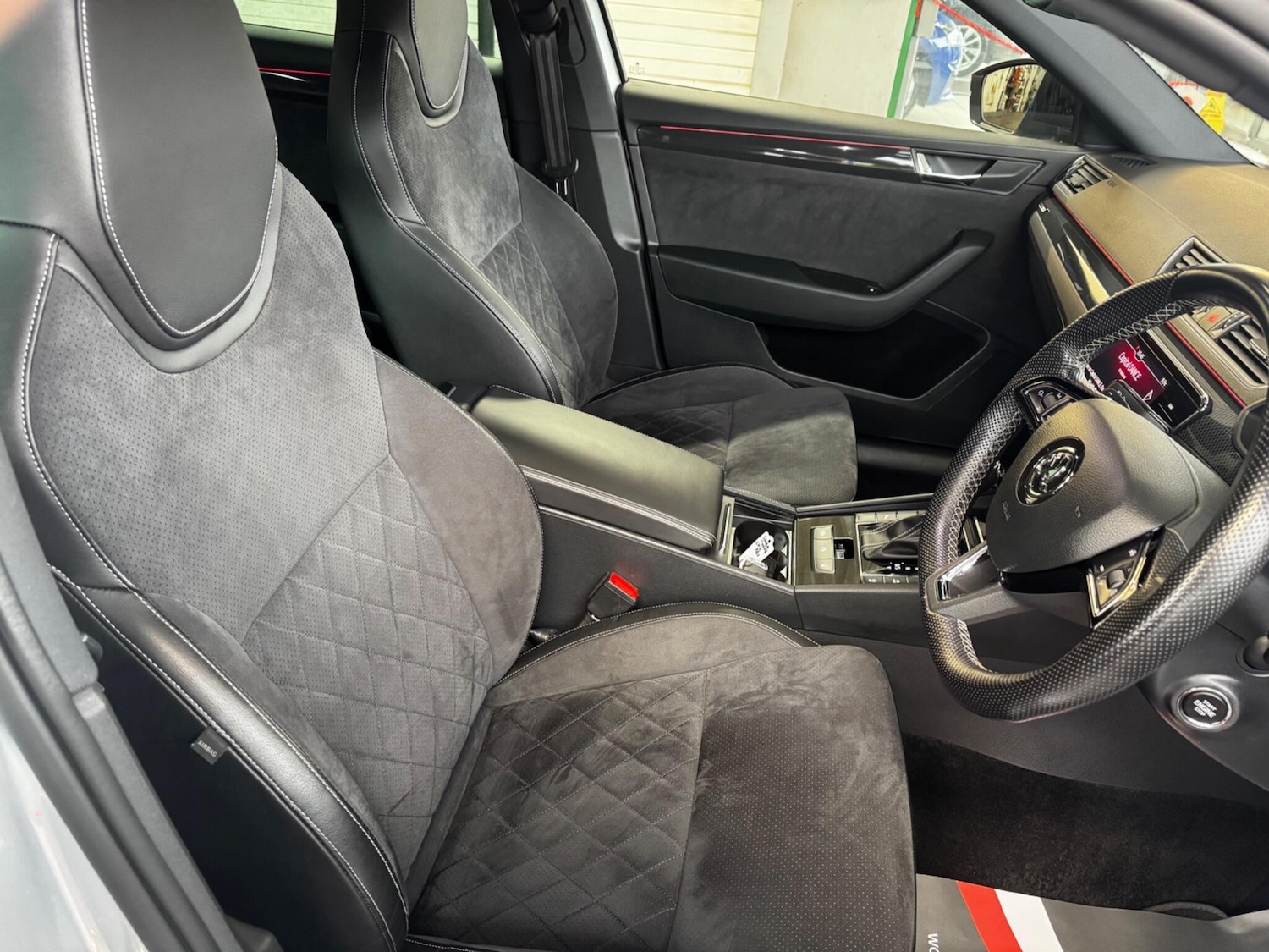 Used Skoda Superb 2019 for sale - 77344596: Photo 12