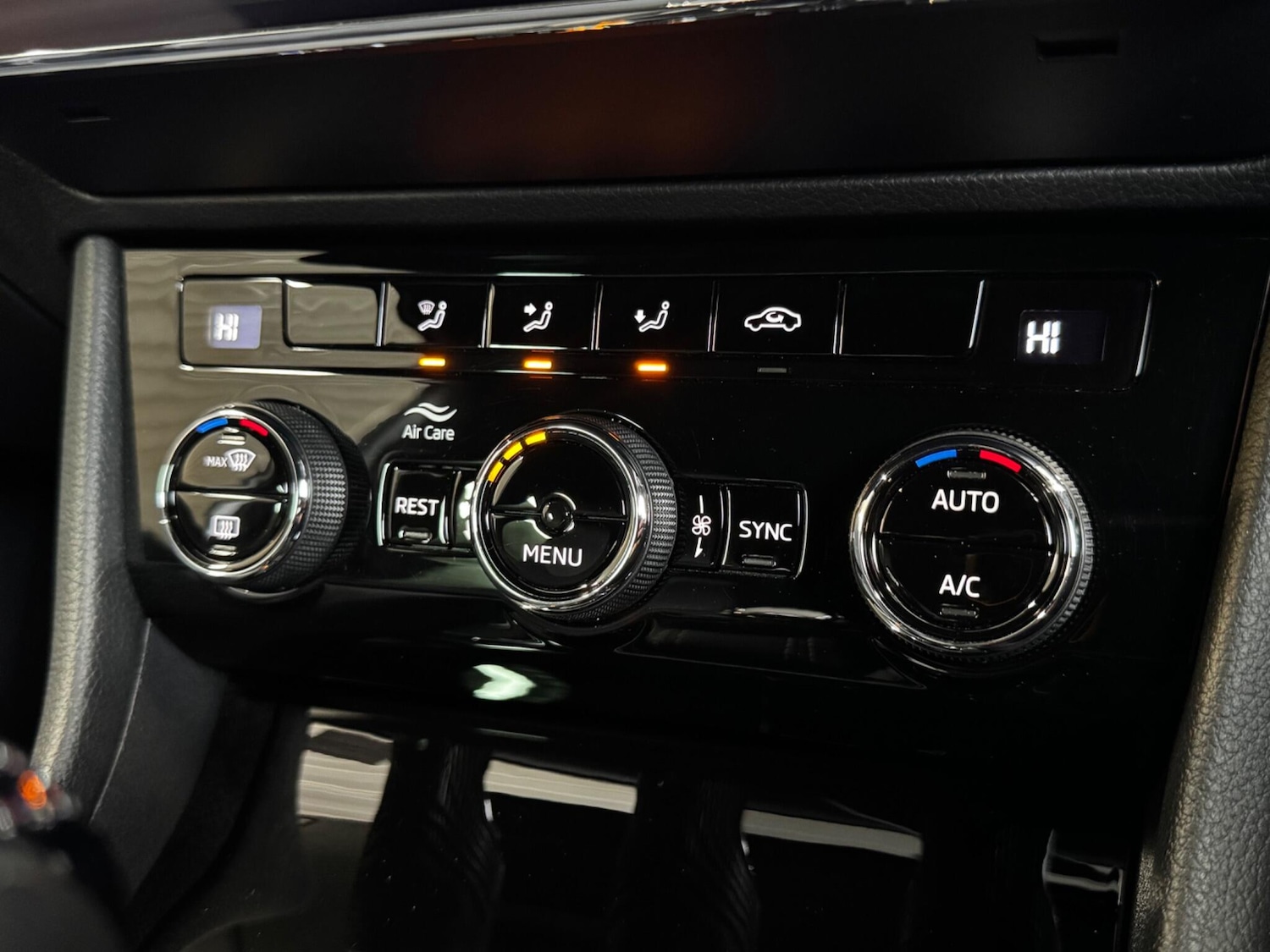 Used Skoda Superb 2019 for sale - 77344596: Photo 14