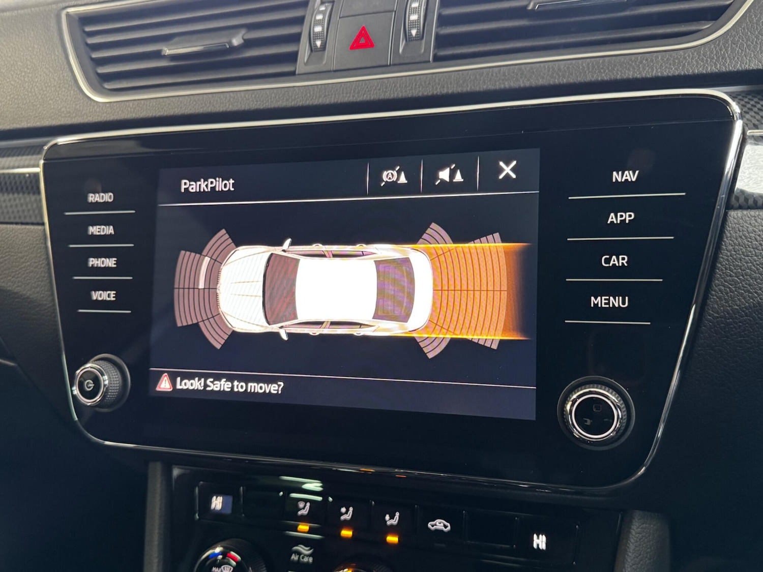 Used Skoda Superb 2019 for sale - 77344596: Photo 17