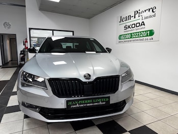 Used Skoda Superb 2019 for sale - 77344596: Photo