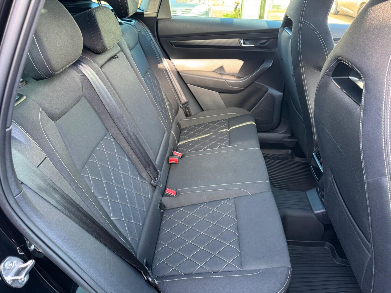 Used Skoda Karoq for sale - 77853448: Photo 12