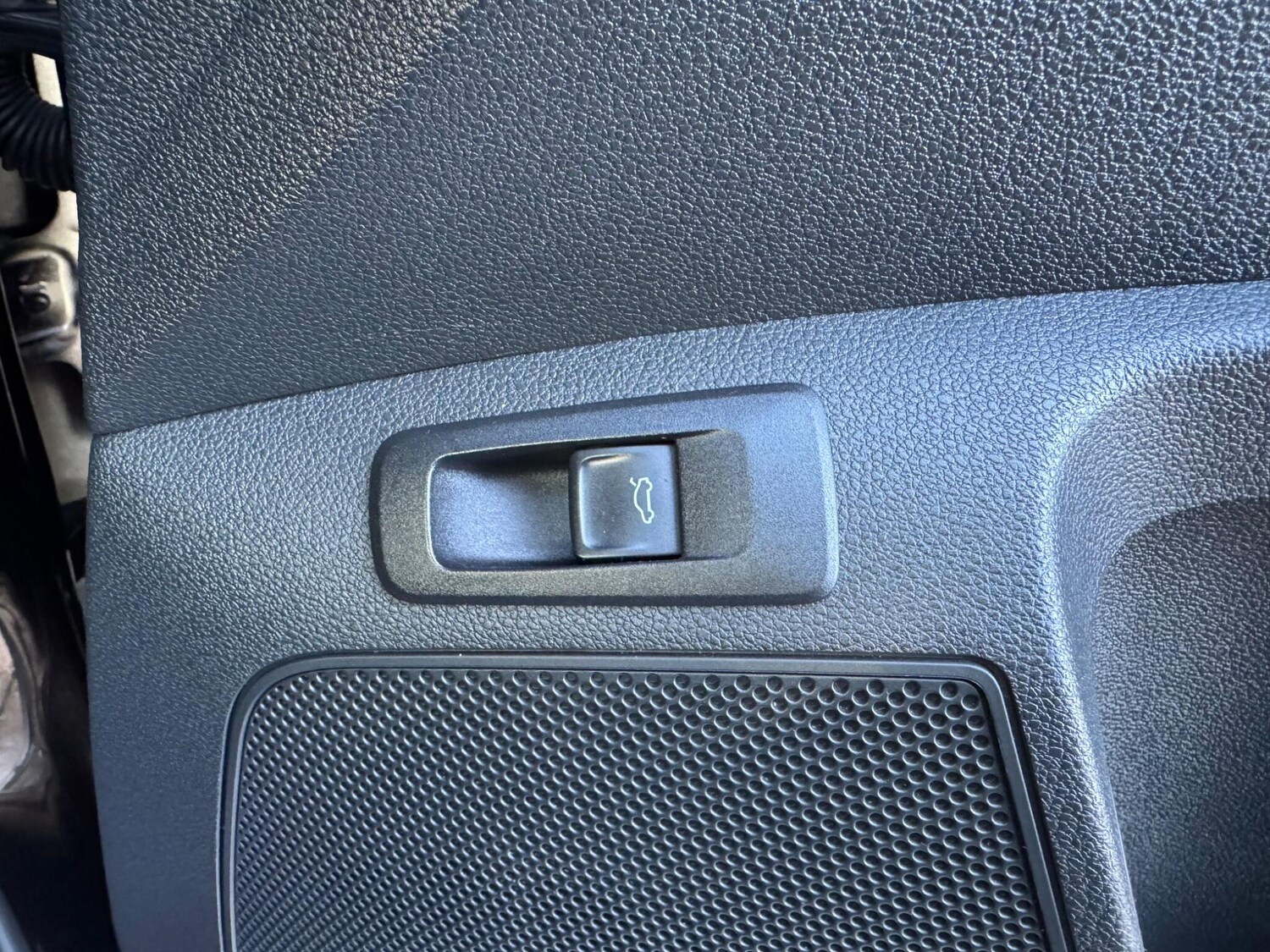 Used Skoda Karoq for sale - 77853448: Photo 13