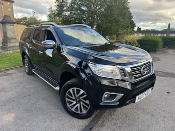 Used Nissan Navara 2017 for sale - 75910823: Photo