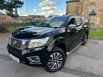 Used Nissan Navara 2017 for sale - 75910823: Photo