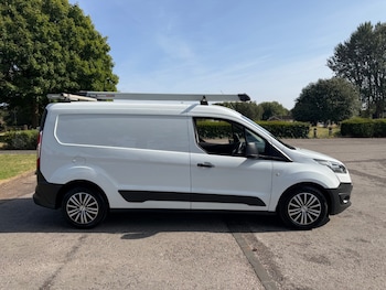 Used Ford Transit Connect 2017 for sale - 79272004: Photo