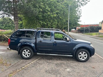 Used Nissan Navara 2010 for sale - 75356048: Photo