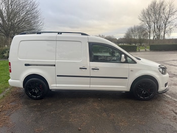 Used Volkswagen Caddy Maxi 2014 for sale - 76638619: Photo