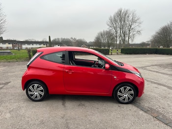 Used Toyota AYGO 2015 for sale - 77420508: Photo