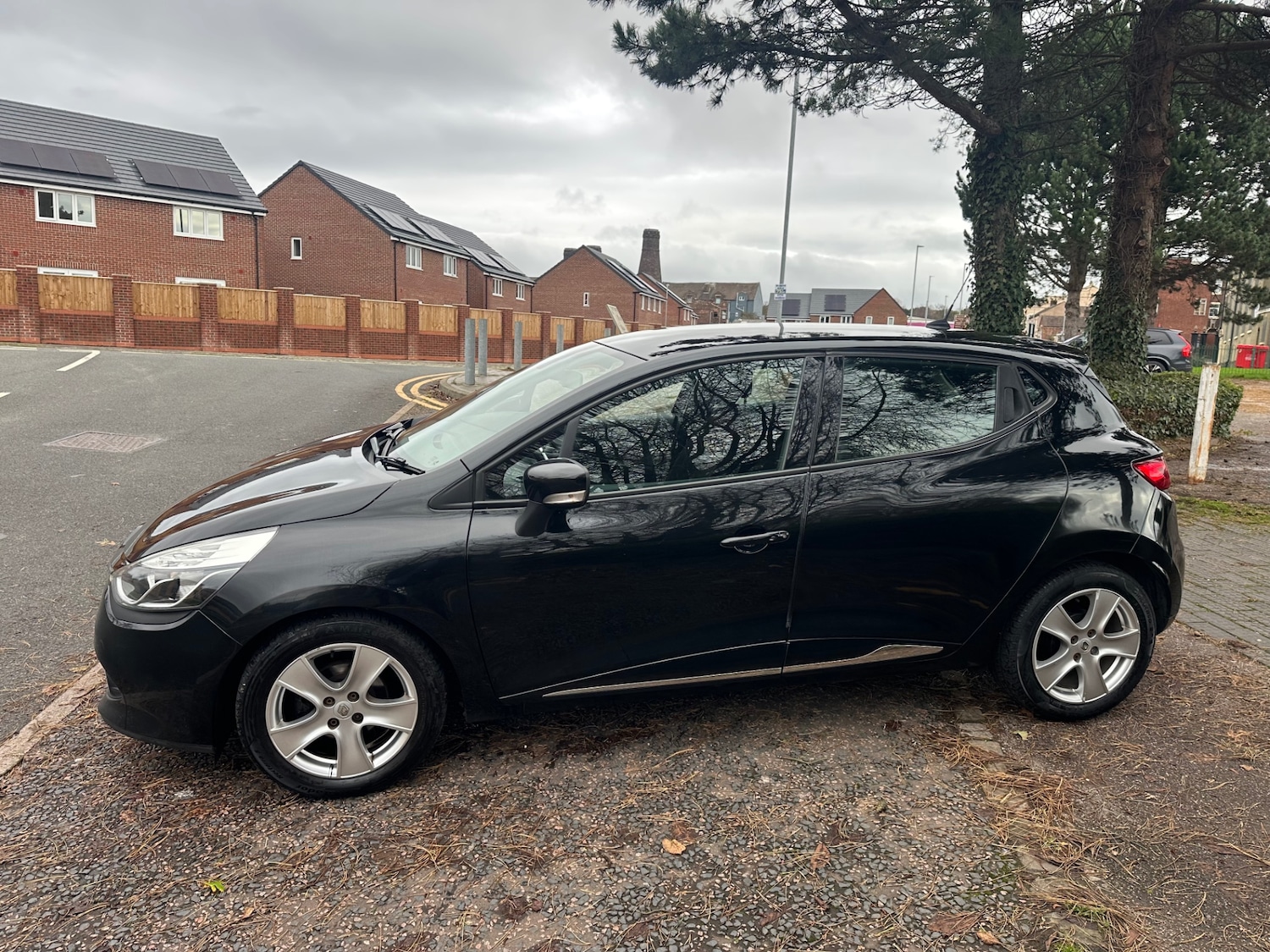 Used Renault Clio 2013 for sale - 76588378: Photo 8