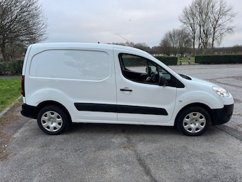 Used Peugeot Partner 2013 for sale - 77045805: Photo