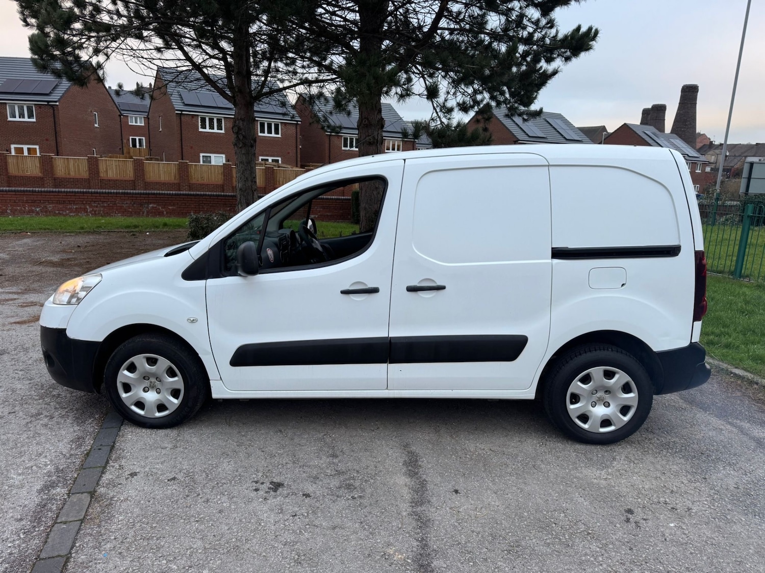 Used Peugeot Partner 2013 for sale - 77045805: Photo 8