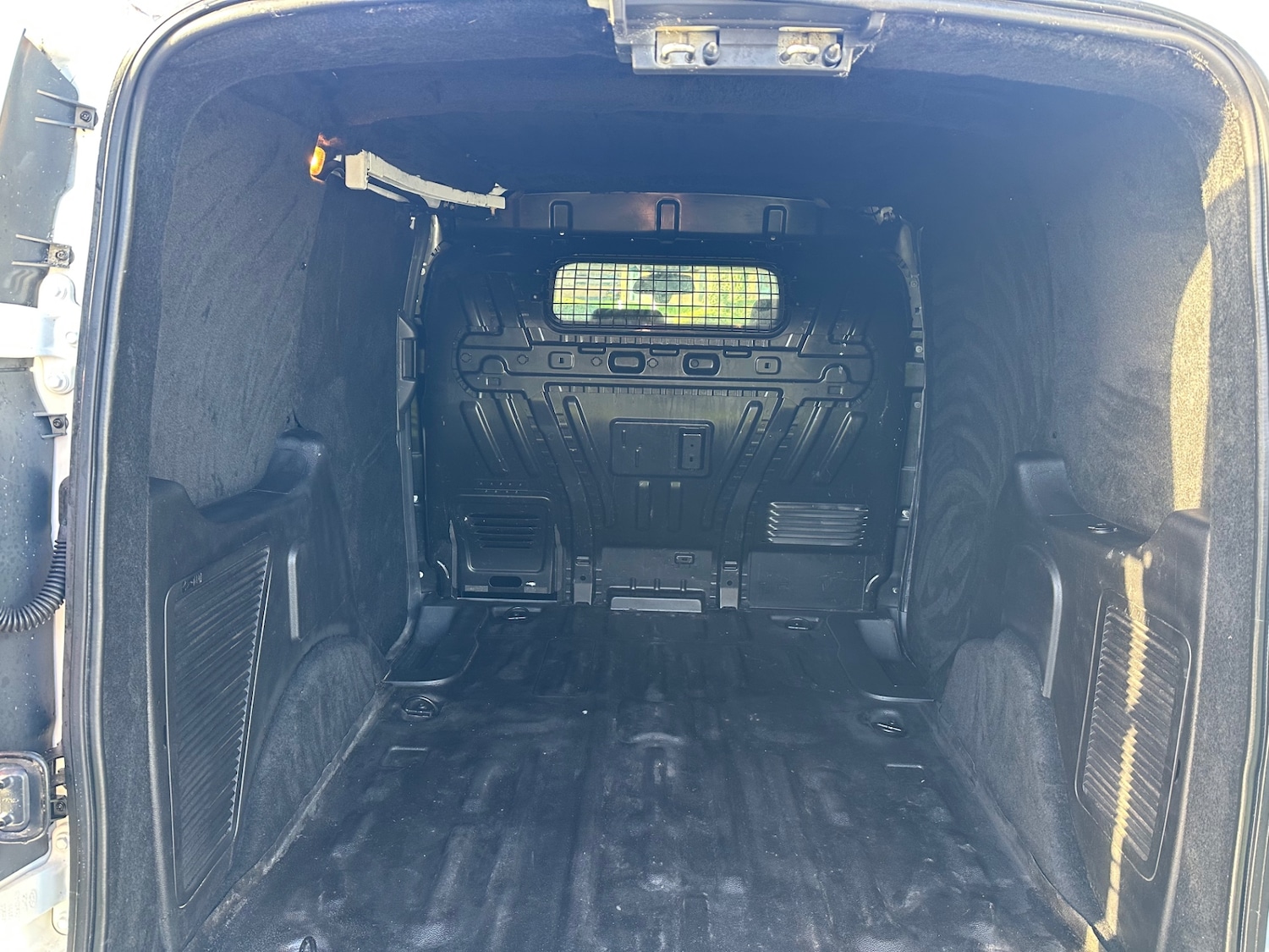 Used Ford Transit Connect 2014 for sale - 76819719: Photo 9