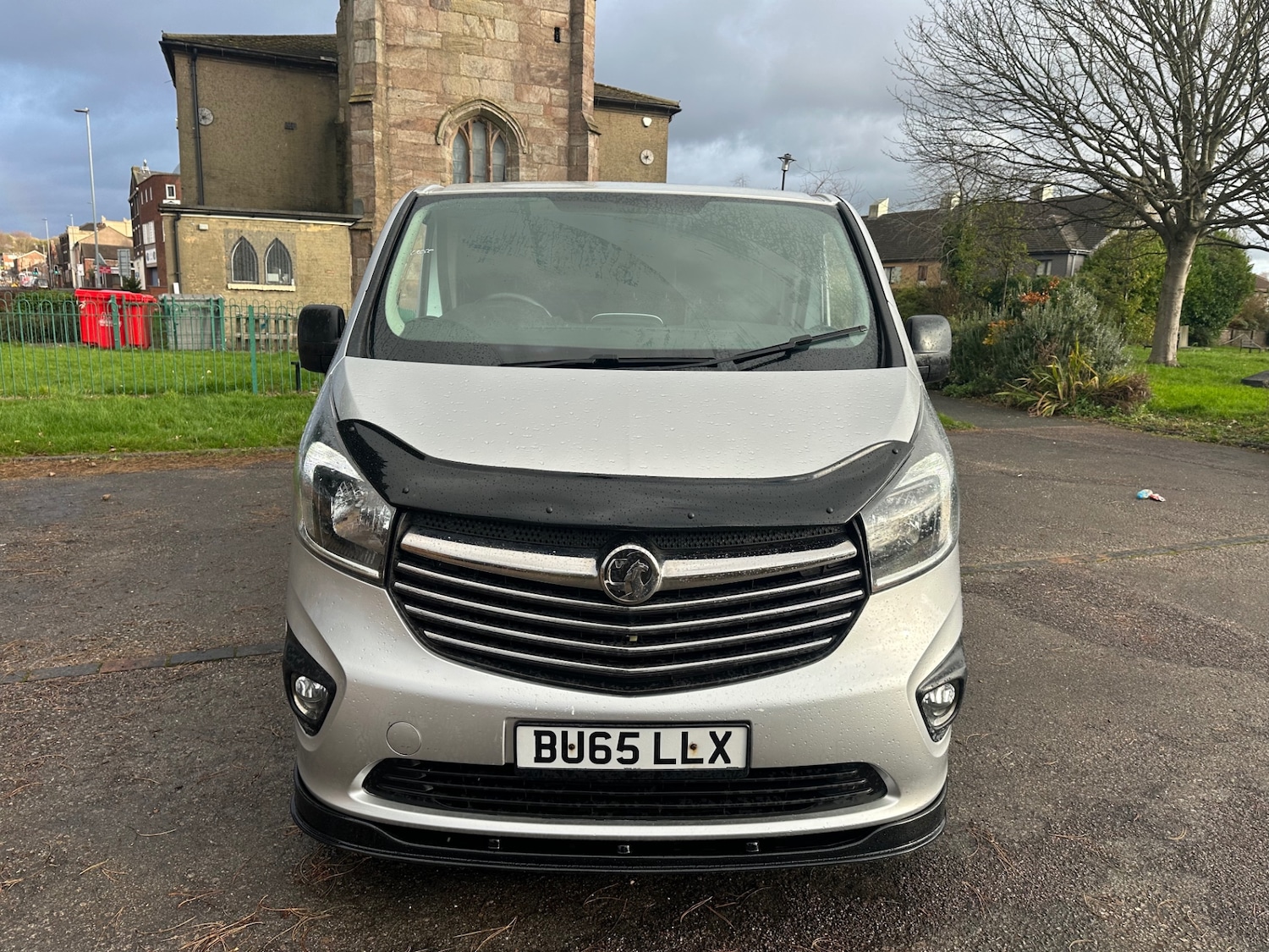 Used Vauxhall Vivaro 2015 for sale - 76555117: Photo 2