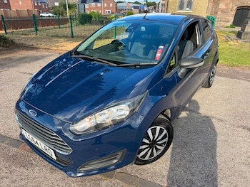 Used Ford Fiesta 2015 for sale - 79468939: Photo