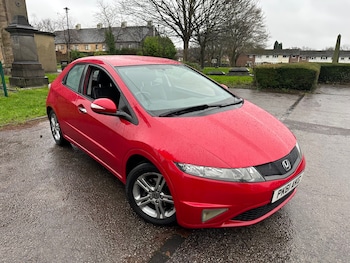 Used Honda Civic 2011 for sale - 76946129: Photo