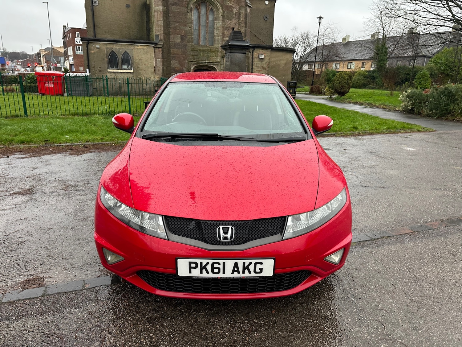 Used Honda Civic 2011 for sale - 76946129: Photo 2