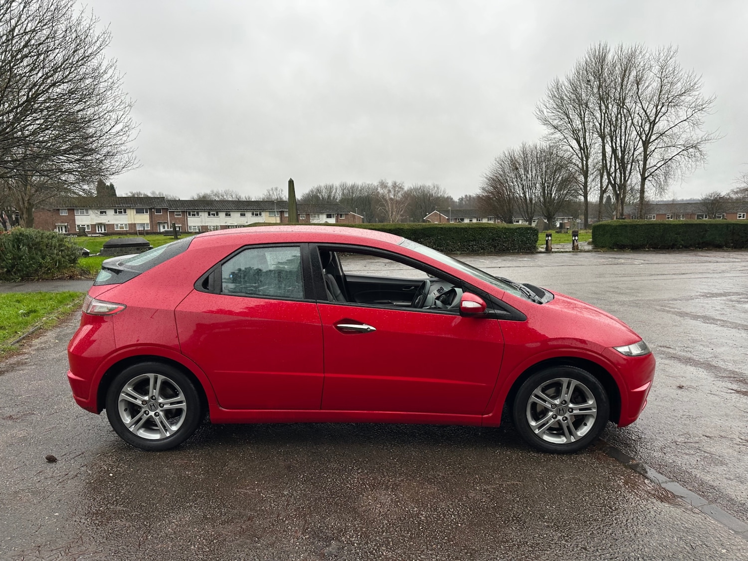 Used Honda Civic 2011 for sale - 76946129: Photo 4