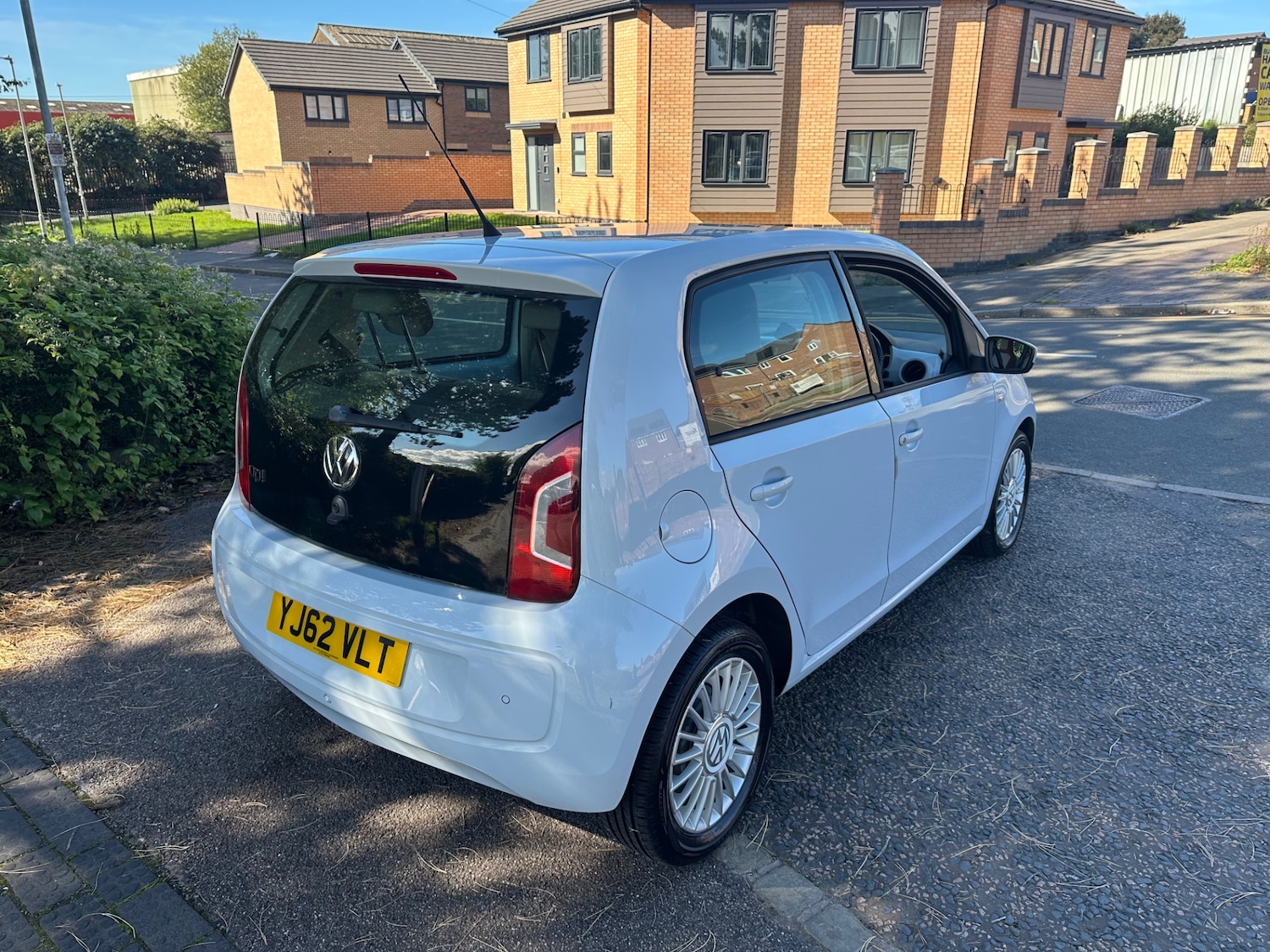 Used Volkswagen up! 2013 for sale - 76026764: Photo 5