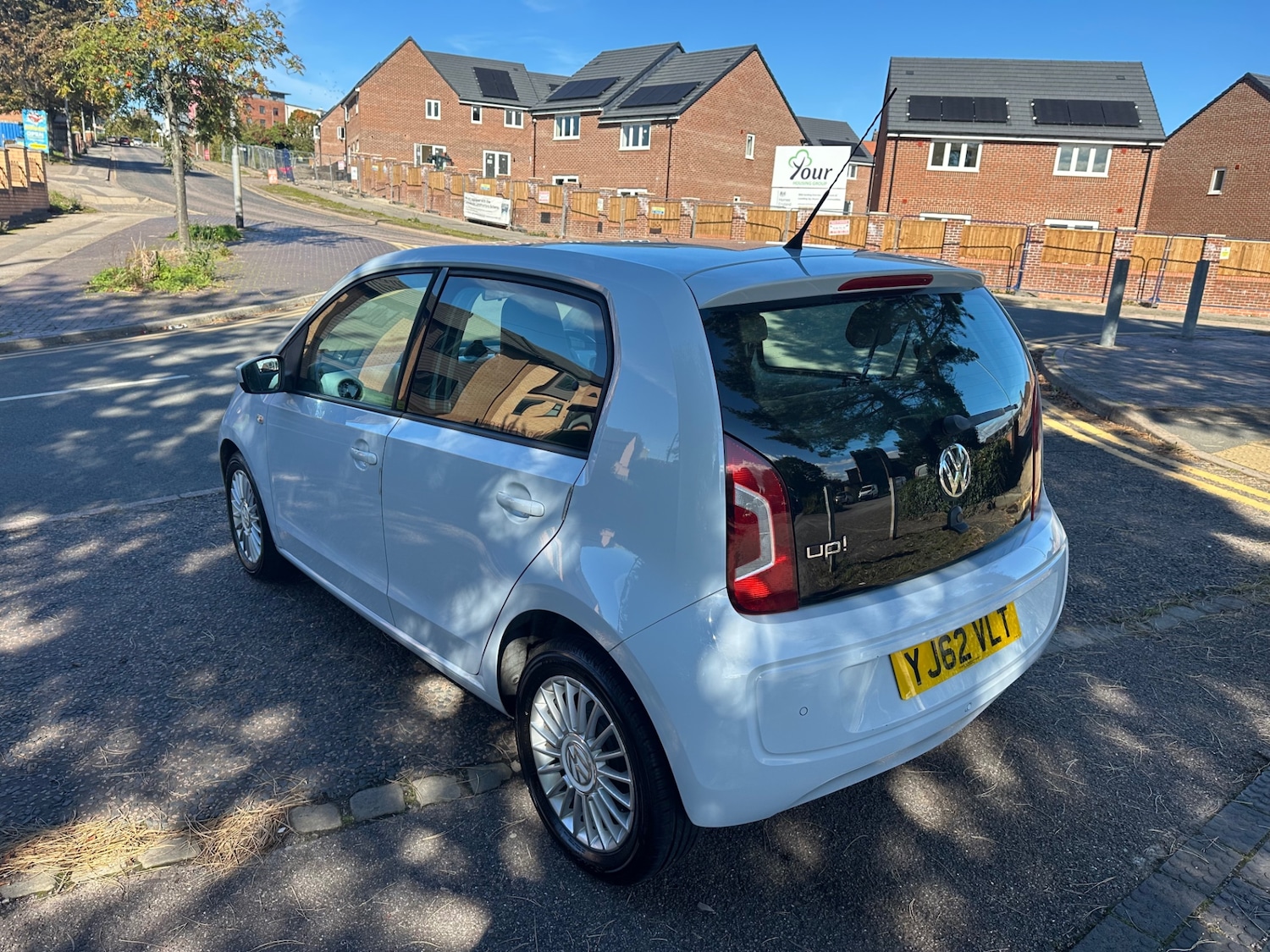 Used Volkswagen up! 2013 for sale - 76026764: Photo 7
