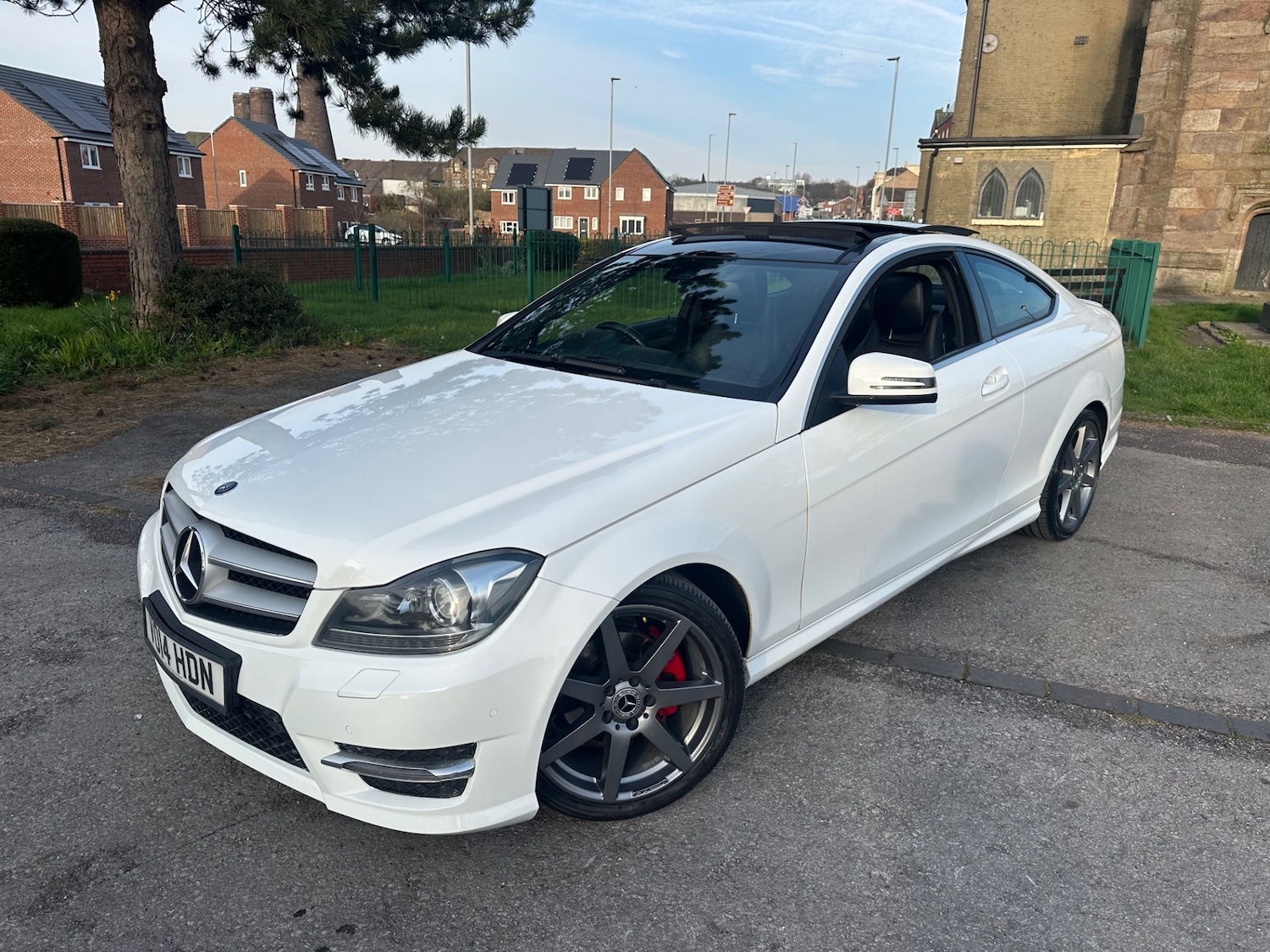 Used Mercedes-Benz C Class 2014 for sale - 77903889: Photo 3