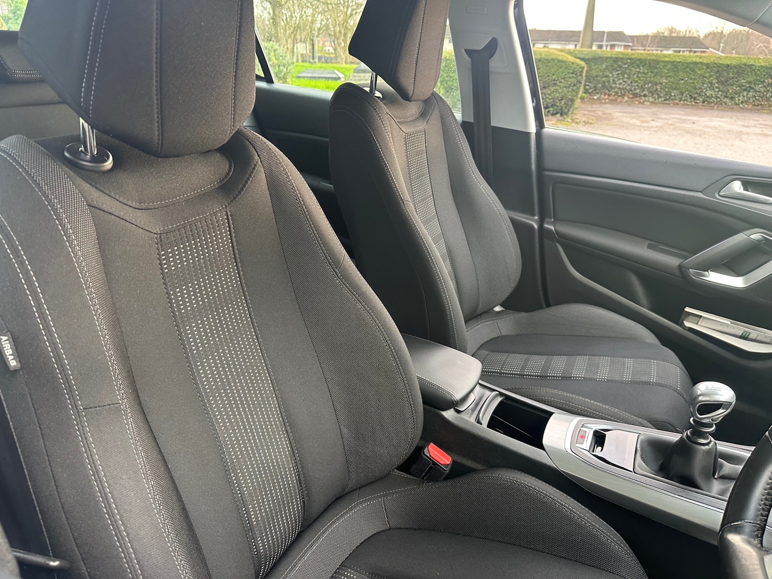 Used Peugeot 308 2015 for sale - 76893199: Photo 10