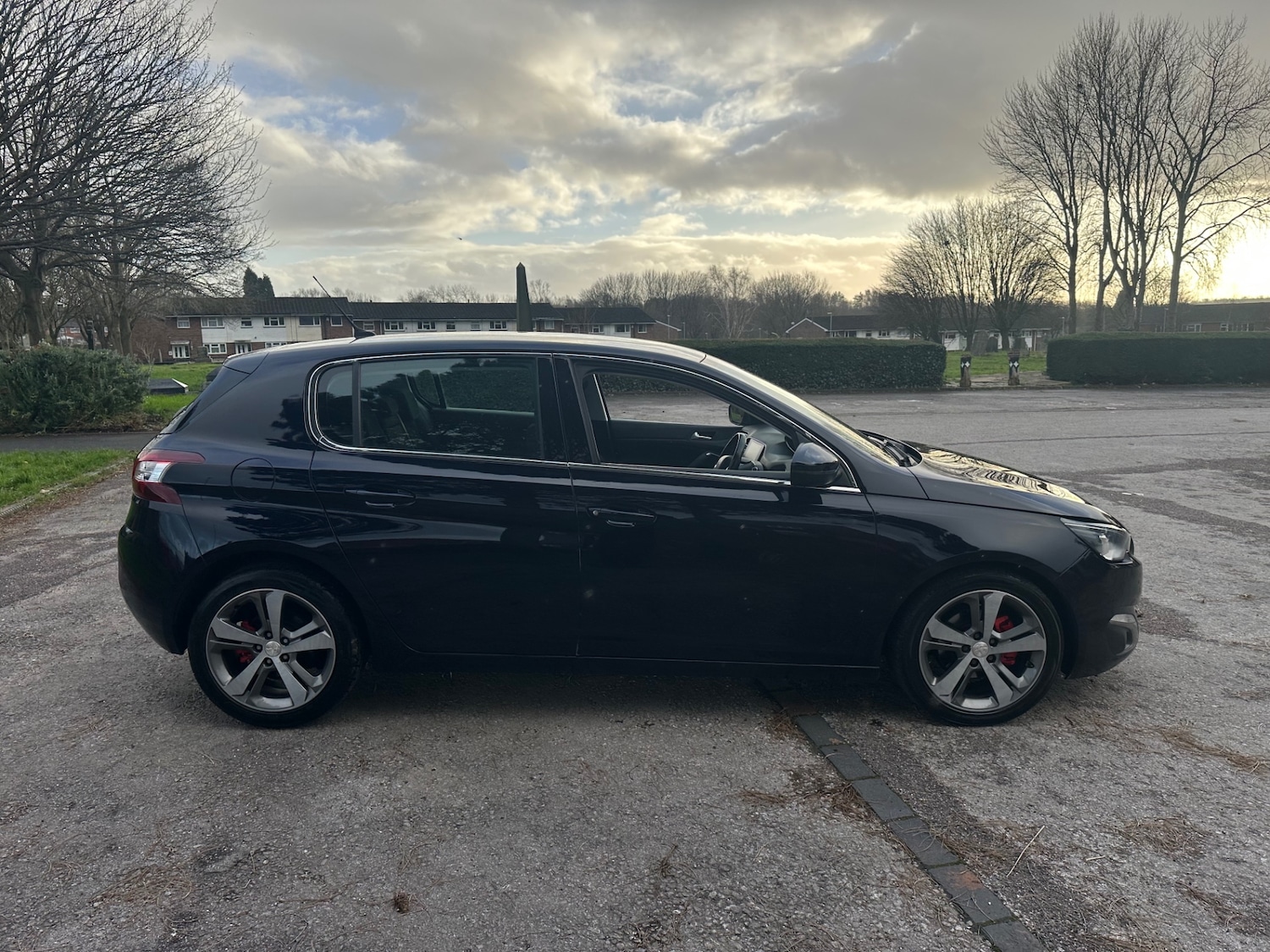 Used Peugeot 308 2015 for sale - 76893199: Photo 4