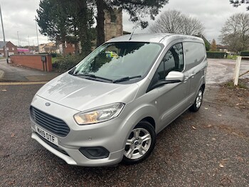Used Ford Transit Courier 2019 for sale - 76541759: Photo