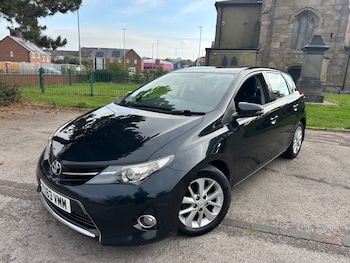 Used Toyota Auris 2013 for sale - 76076161: Photo 3