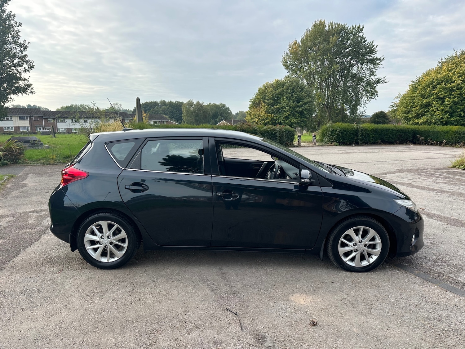 Used Toyota Auris 2013 for sale - 76076161: Photo 4
