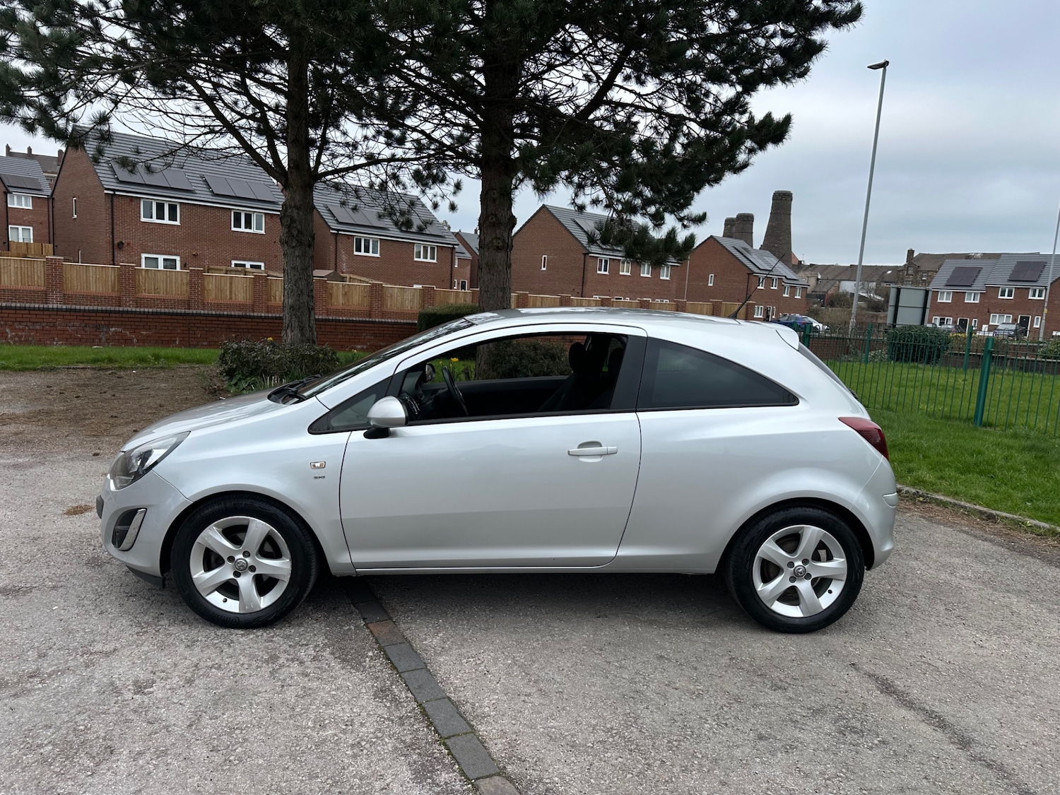 Used Vauxhall Corsa 2015 for sale - 77742449: Photo 8