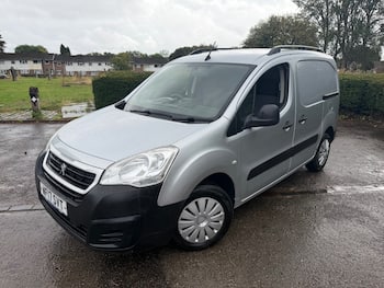 Used Peugeot Partner 2017 for sale - 79748127: Photo
