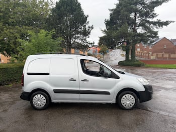 Used Peugeot Partner 2017 for sale - 79748127: Photo