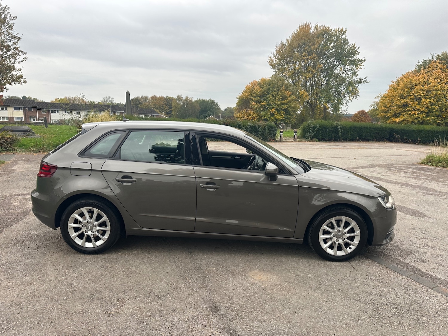 Used Audi A3 2014 for sale - 76252402: Photo 4