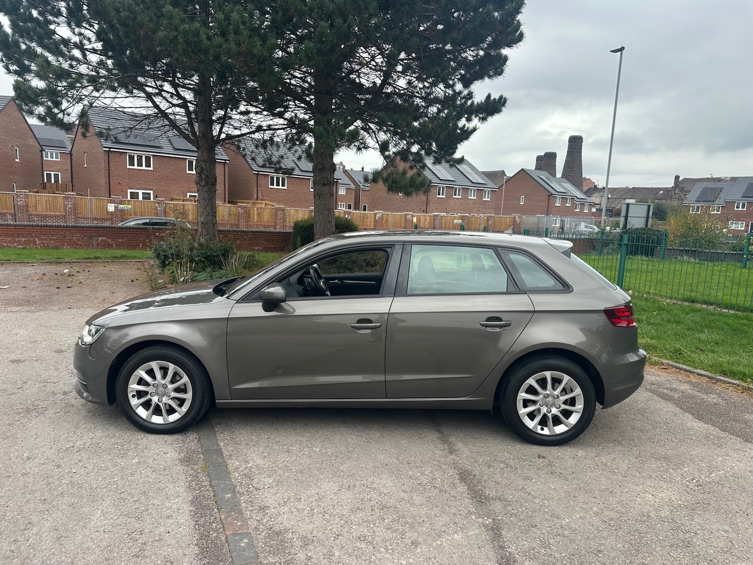 Used Audi A3 2014 for sale - 76252402: Photo 8