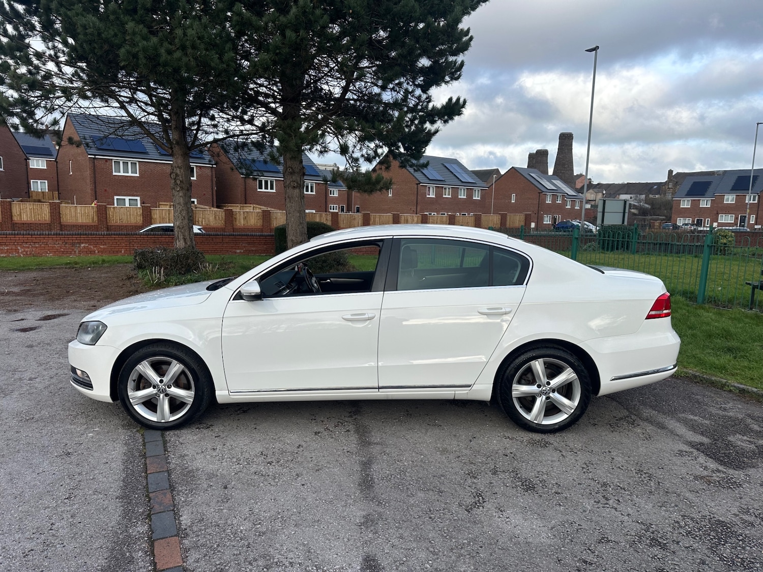 Used Volkswagen Passat 2012 for sale - 77206940: Photo 8