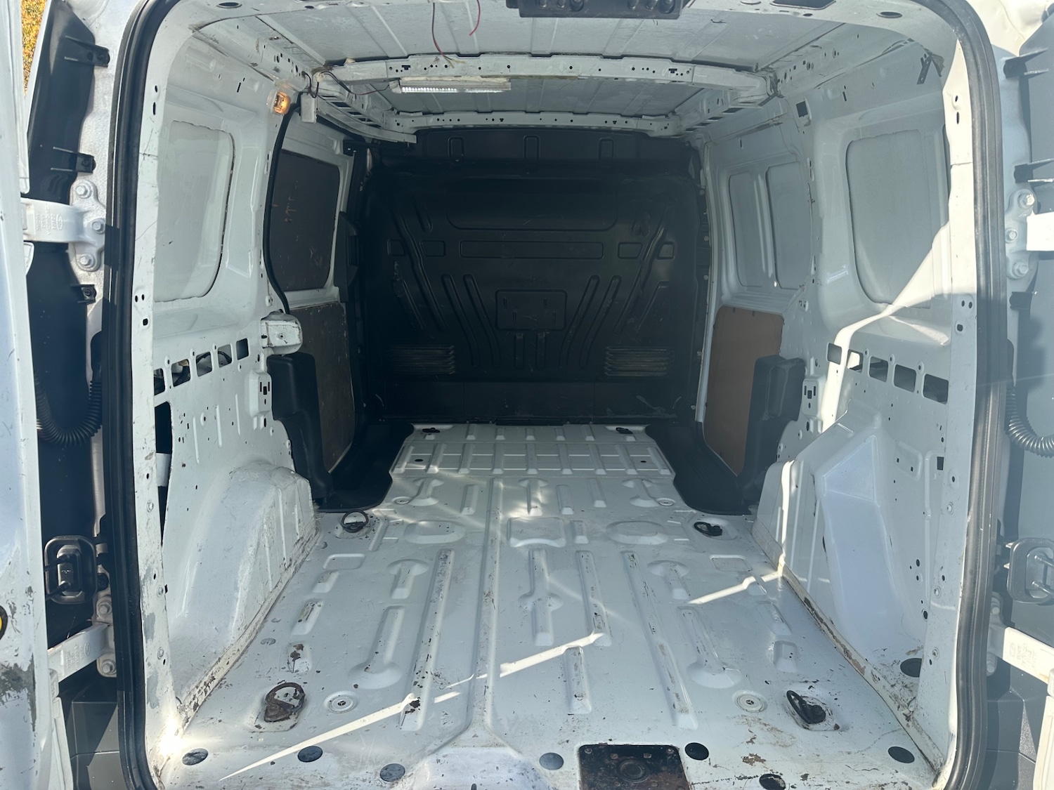 Used Ford Transit Connect 2015 for sale - 76374312: Photo 9