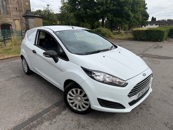 Used Ford Fiesta 2016 for sale - 79271736: Photo