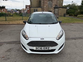 Used Ford Fiesta 2016 for sale - 79271736: Photo