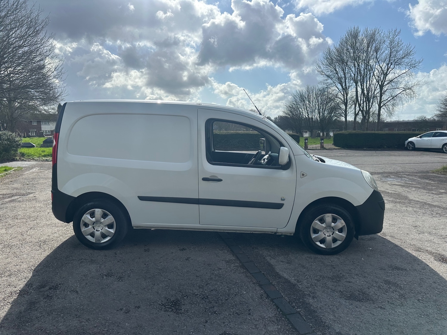 Used Renault Kangoo 2014 for sale - 77758687: Photo 4