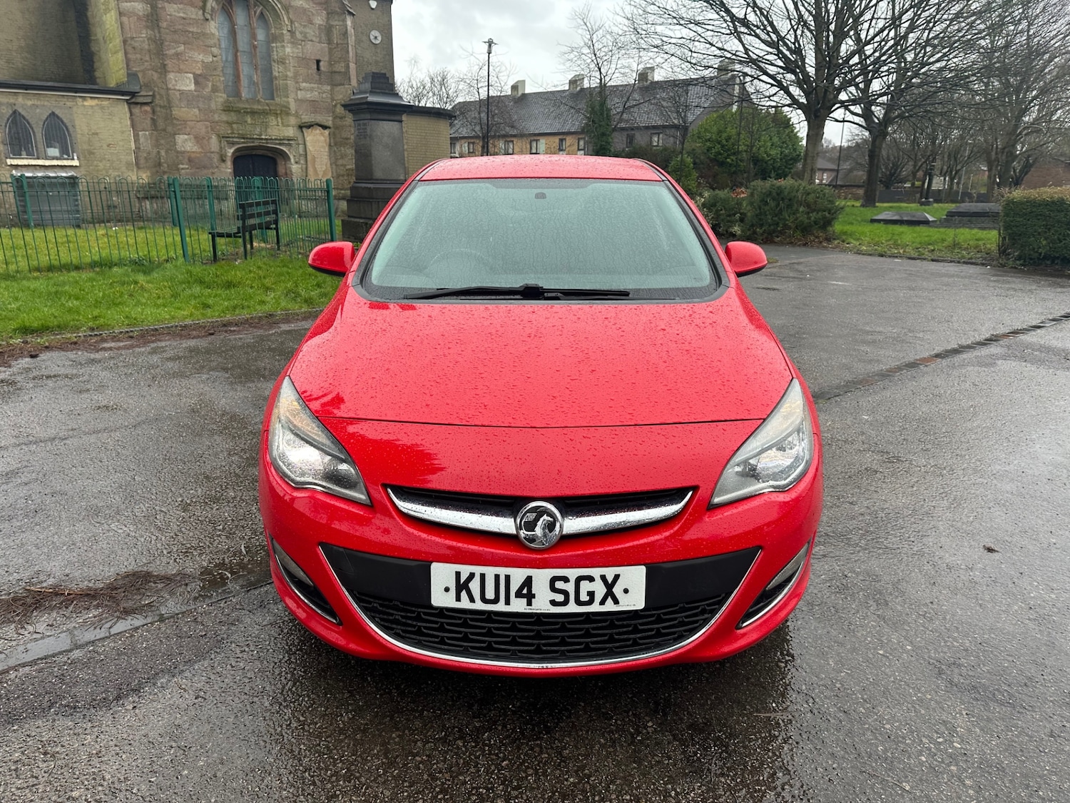 Used Vauxhall Astra 2014 for sale - 77327184: Photo 2