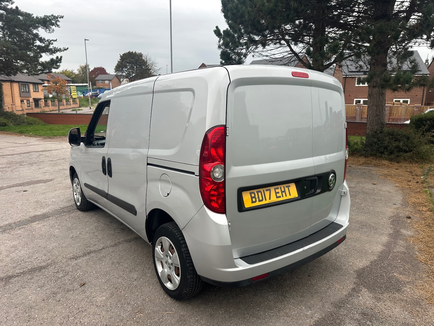 Used Vauxhall Combo 2017 for sale - 76309658: Photo 7