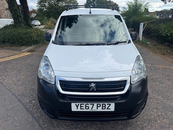 Used Peugeot Partner 2017 for sale - 75970374: Photo