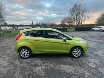 Used Ford Fiesta 2010 for sale - 77391960: Photo
